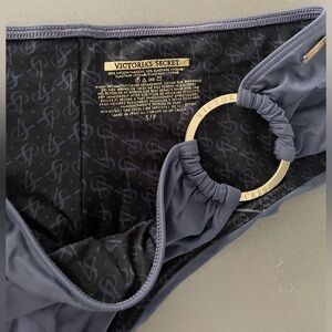 Victoria’s secret cheeky bikini bottom size small